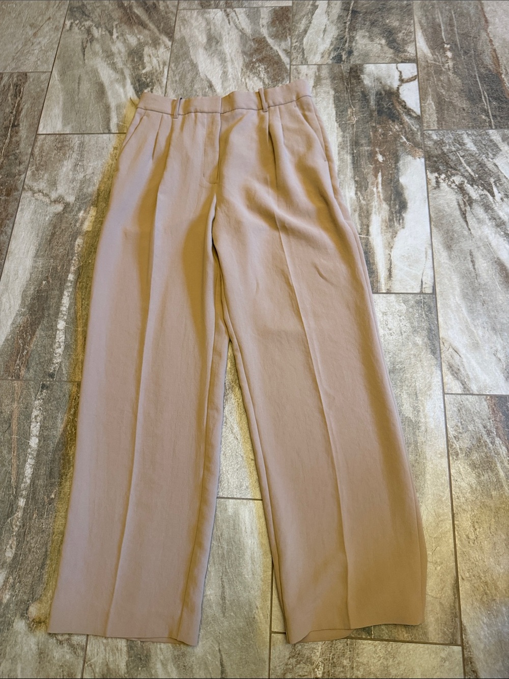 Wilfred Wide-Leg Pleated Trousers in Taupe Beige
